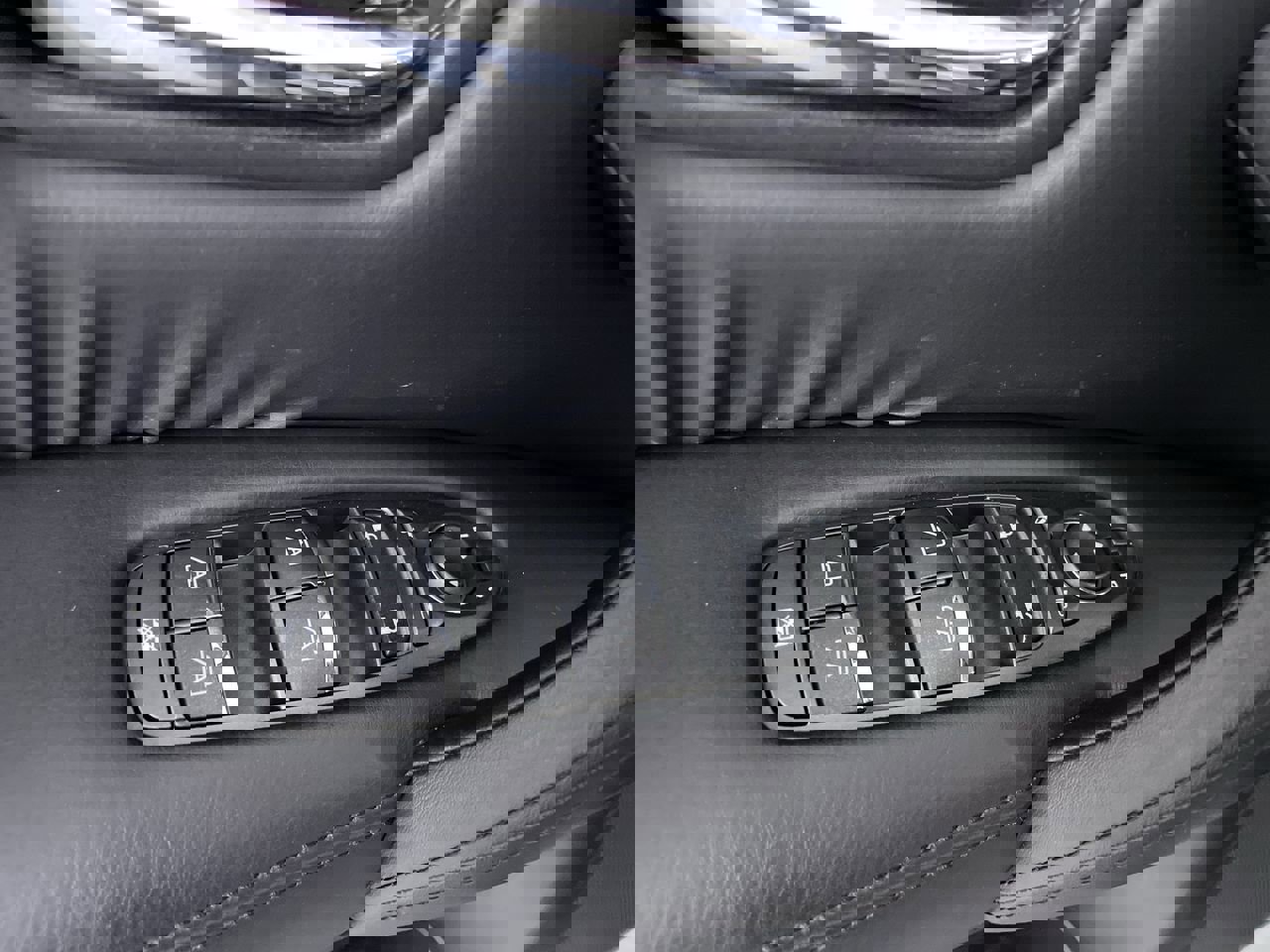 Used 2023 Nissan Armada SV w/ Cargo Package image 11