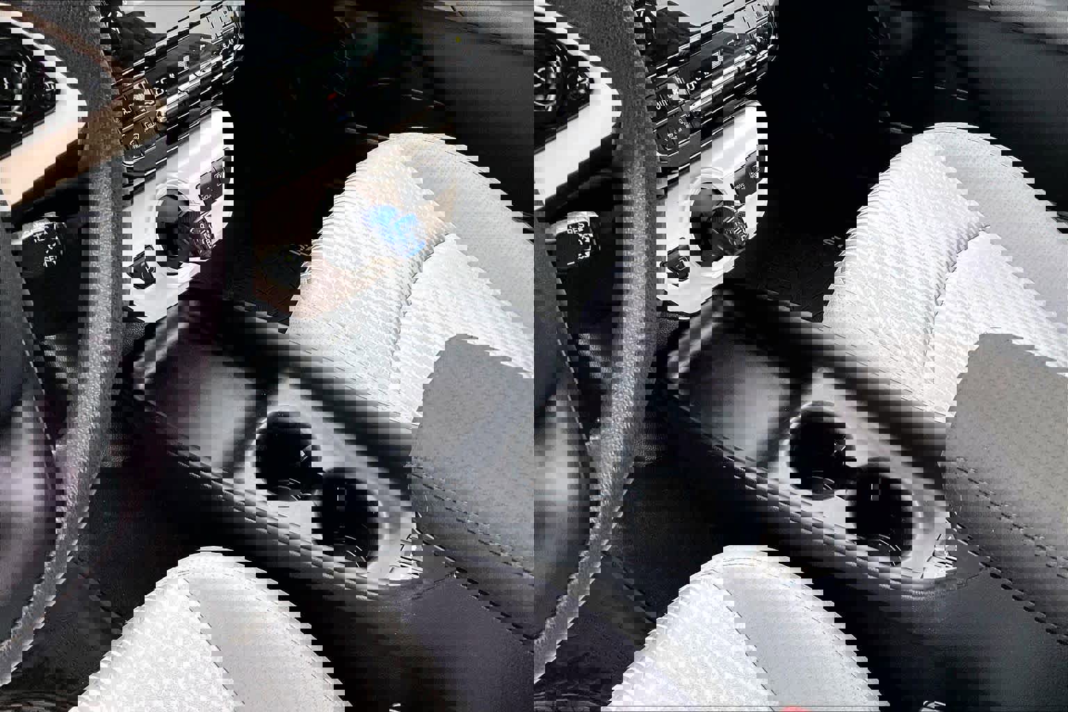 Used 2016 Toyota Prius Two image 17