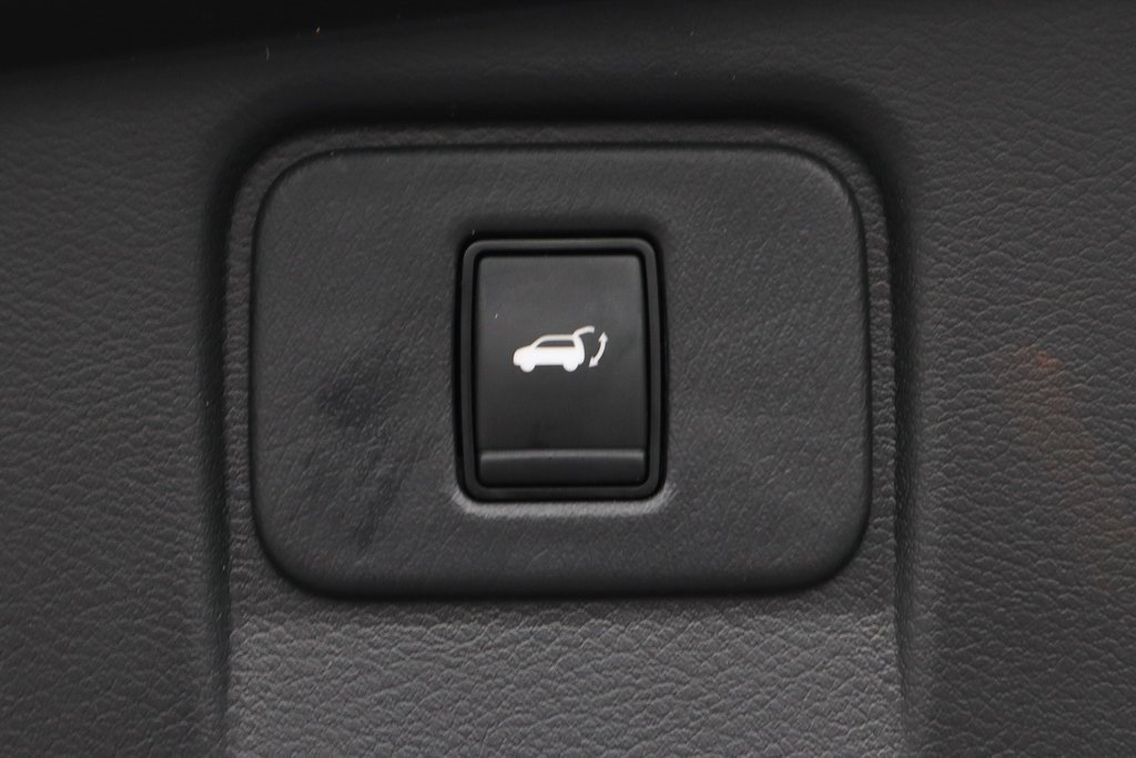 Used 2021 Nissan Murano Platinum w/ Cargo Package image 11