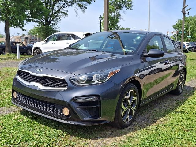 Certified 2021 Kia Forte LXS FWD image 3