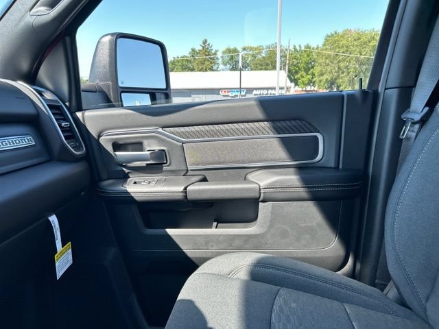 New 2026 RAM 2500 Big Horn AWD/4WD image 36