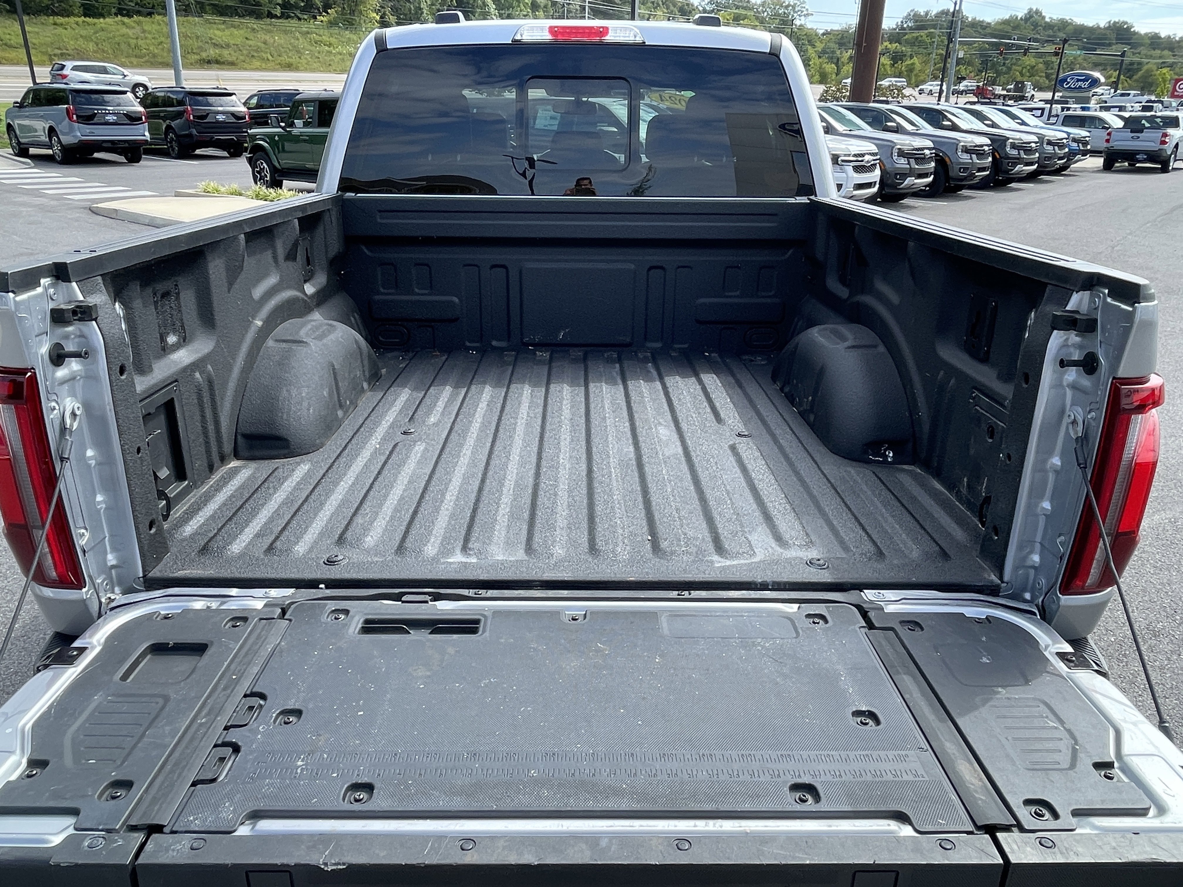 Used 2024 Ford F150 Lariat w/ Bed Utility Package image 13