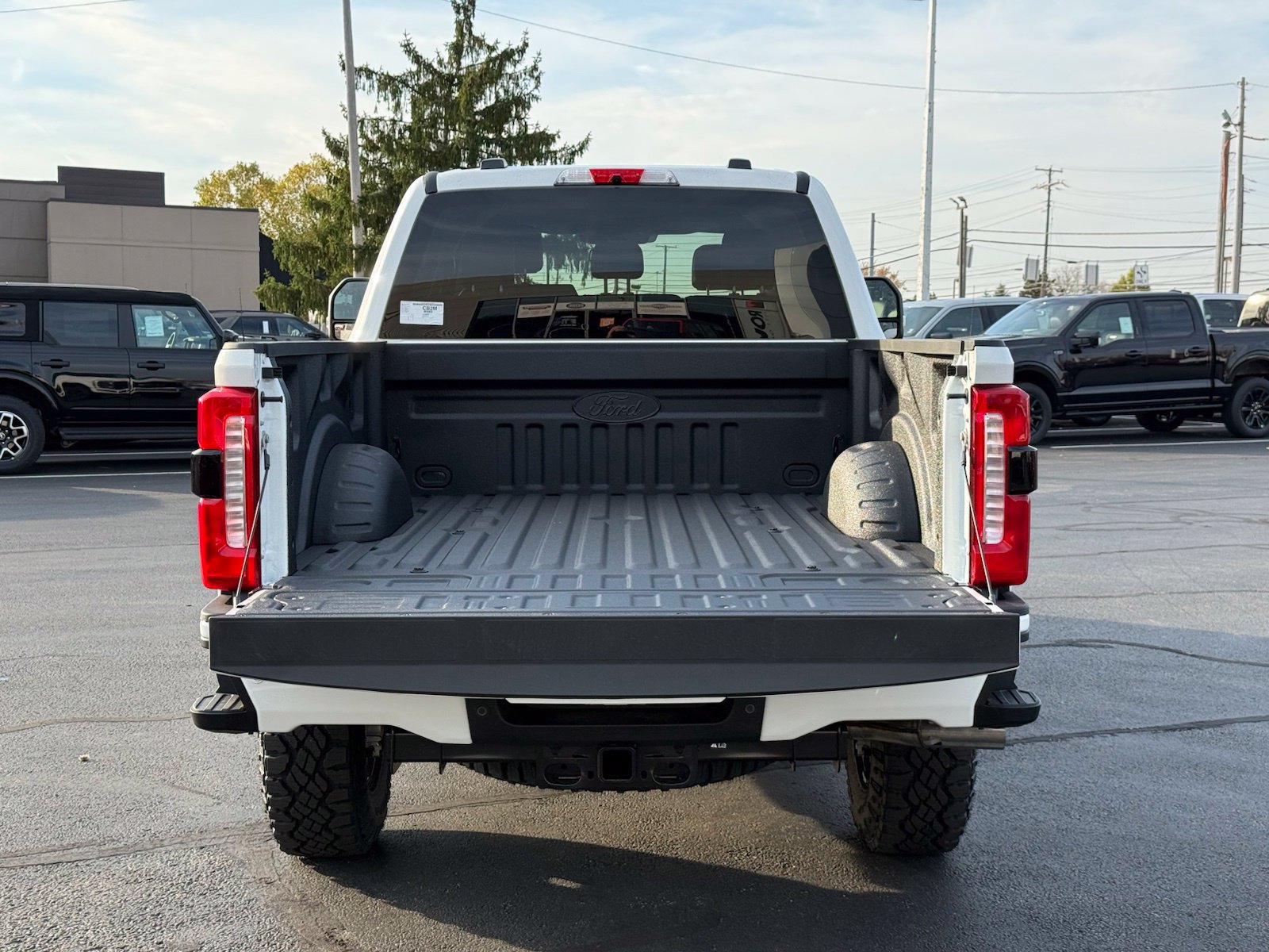 New 2027 Ford F350 Lariat w/ Tremor Off-Road Package AWD/4WD image 44