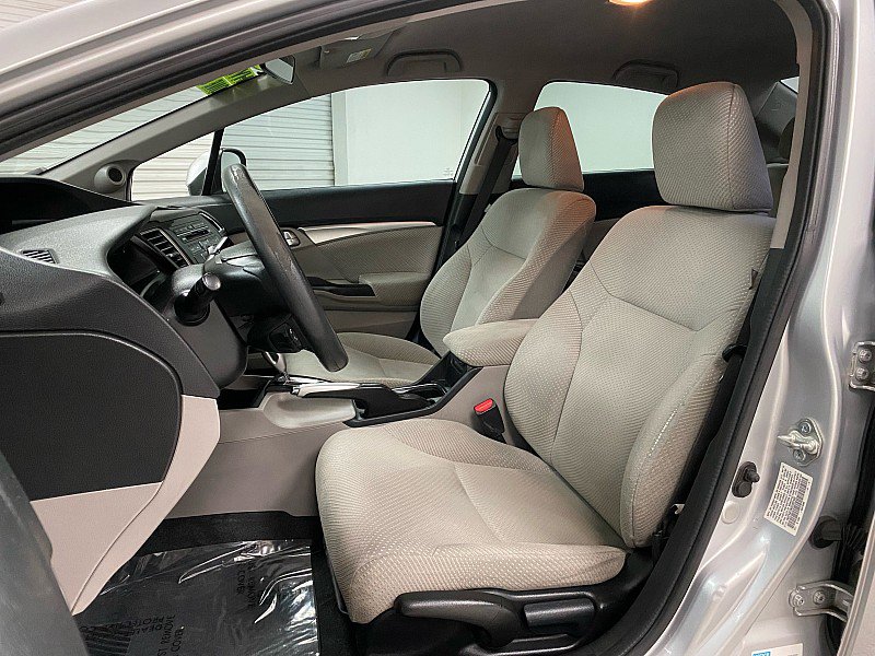 Used 2013 Honda Civic Hybrid Sedan image 10