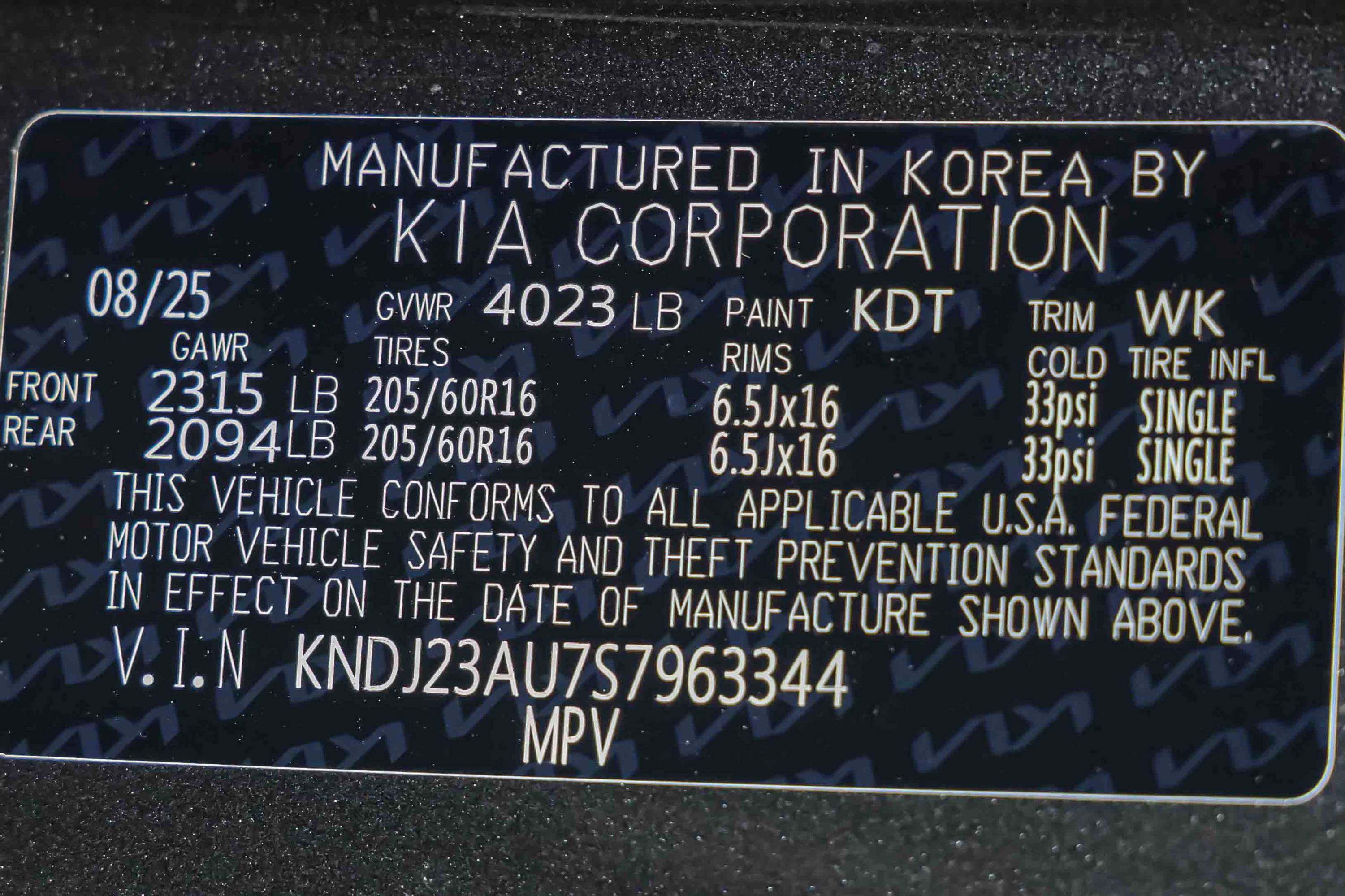 Certified 2025 Kia Soul LX w/ LX Technology Package FWD image 26