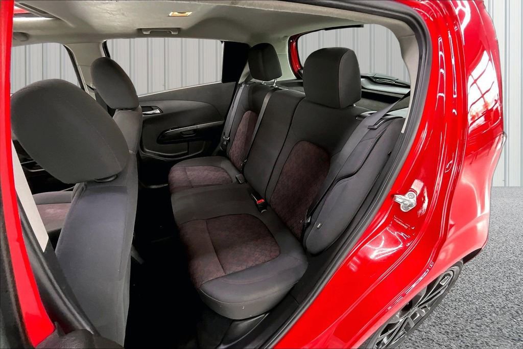 Used 2019 Chevrolet Sonic LT FWD image 20
