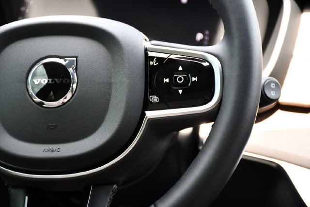 New 2026 Volvo XC90 B6 Plus w/ Protection Package Premier AWD/4WD image 23