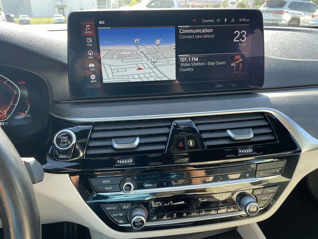 Used 2022 BMW 530i w/ M Sport Package image 25