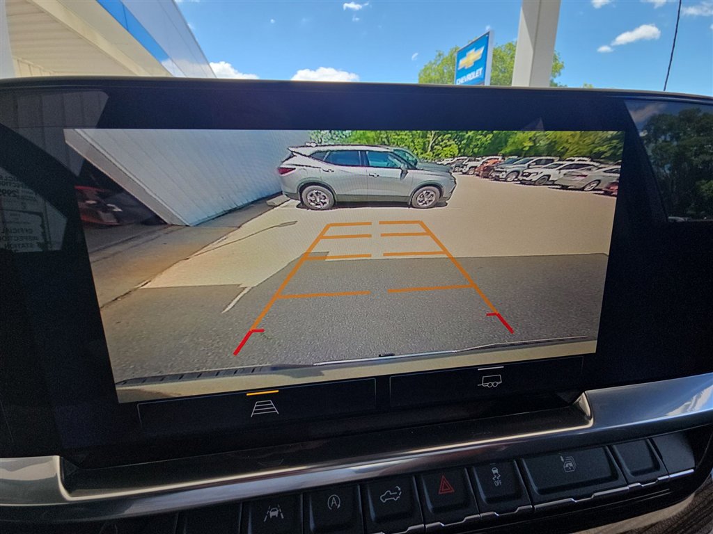 New 2025 Chevrolet Silverado 1500 LT image 15