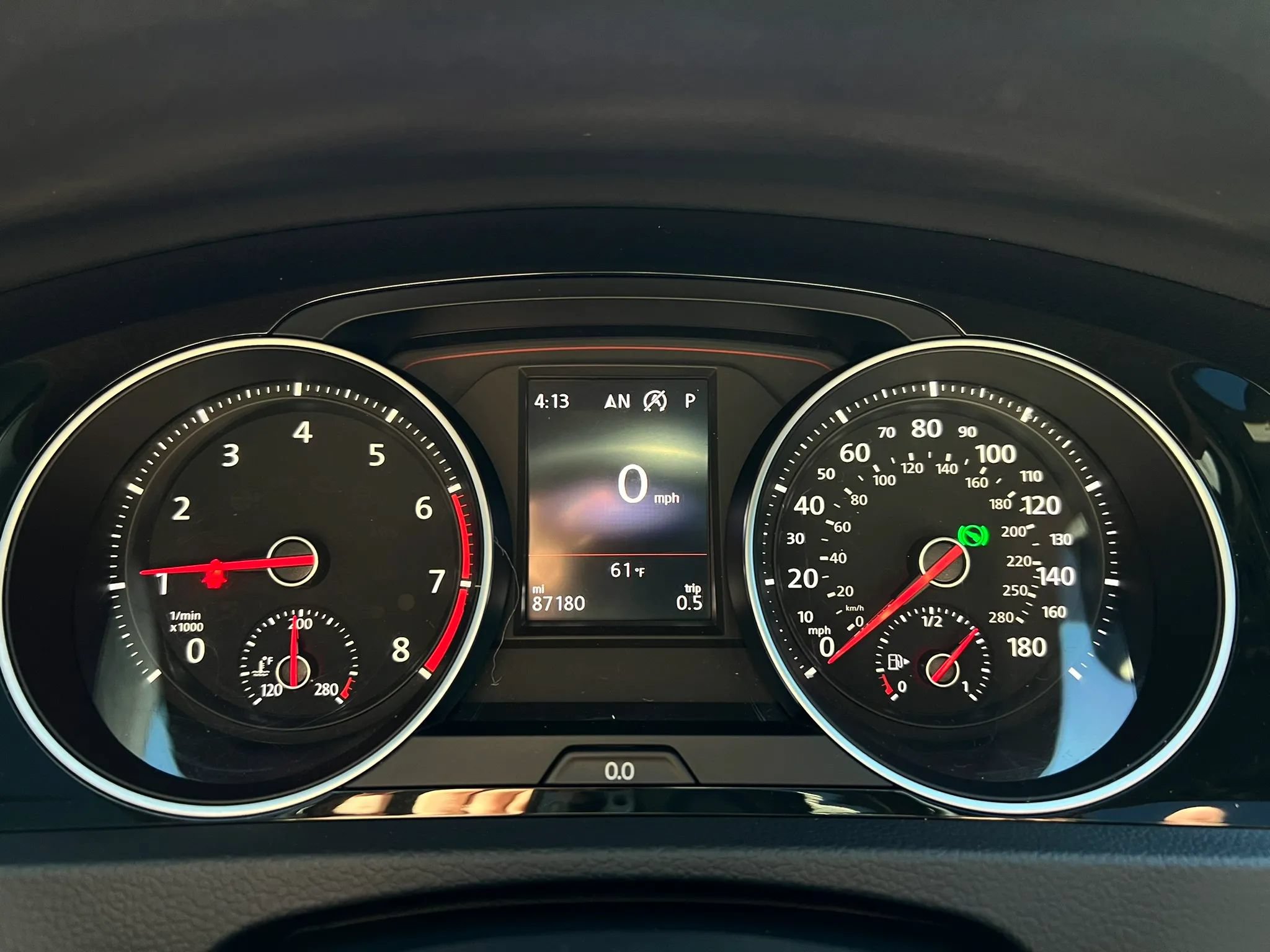 Used 2019 Volkswagen GTI SE FWD image 16