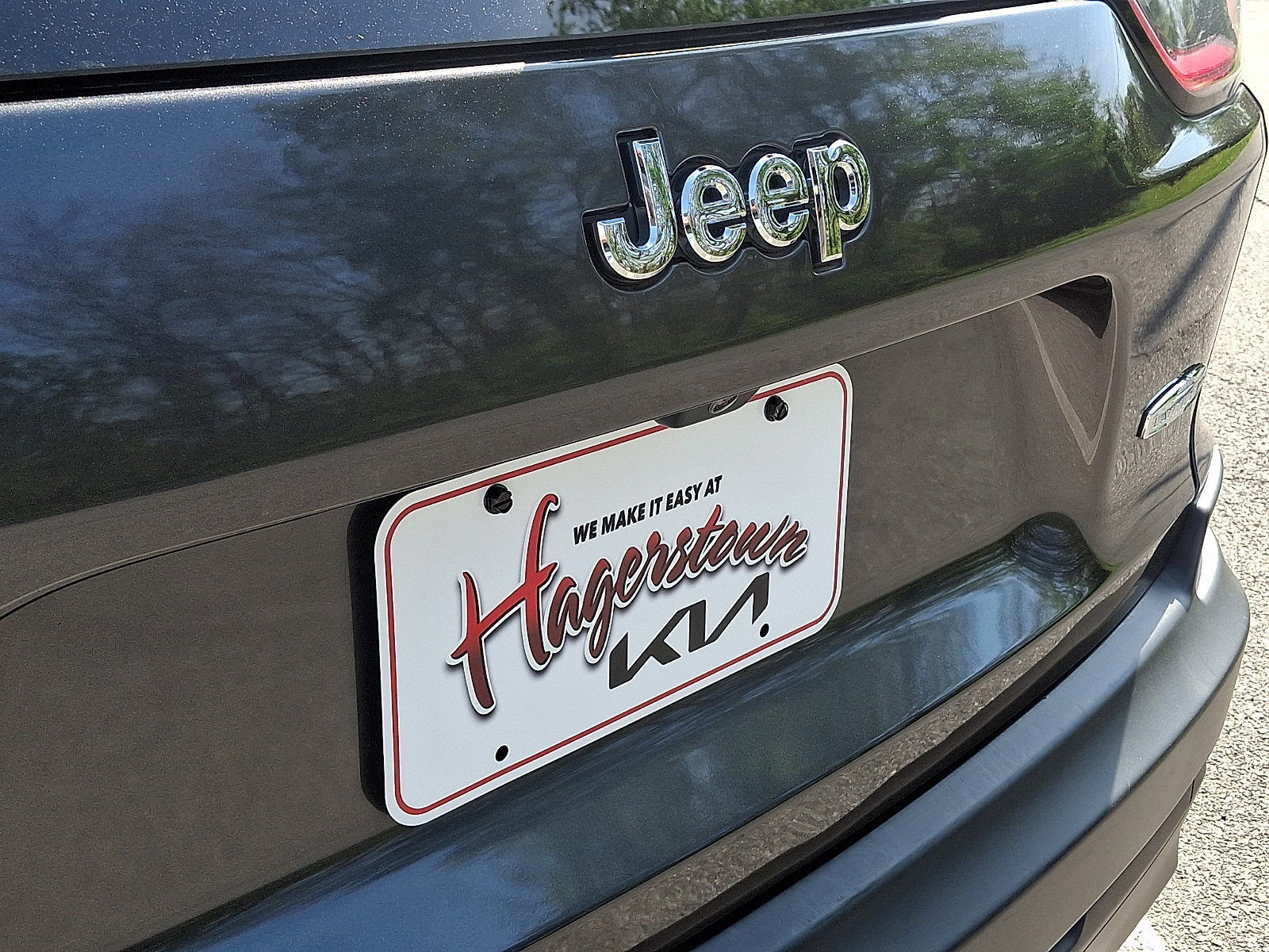 Used 2022 Jeep Cherokee Latitude Lux w/ Sun & Sound Group AWD/4WD image 31