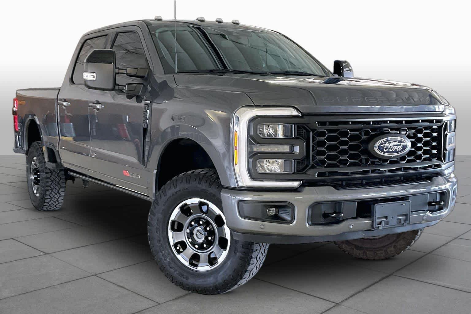 Used 2024 Ford F250 Lariat w/ Lariat Ultimate Package AWD/4WD image 2
