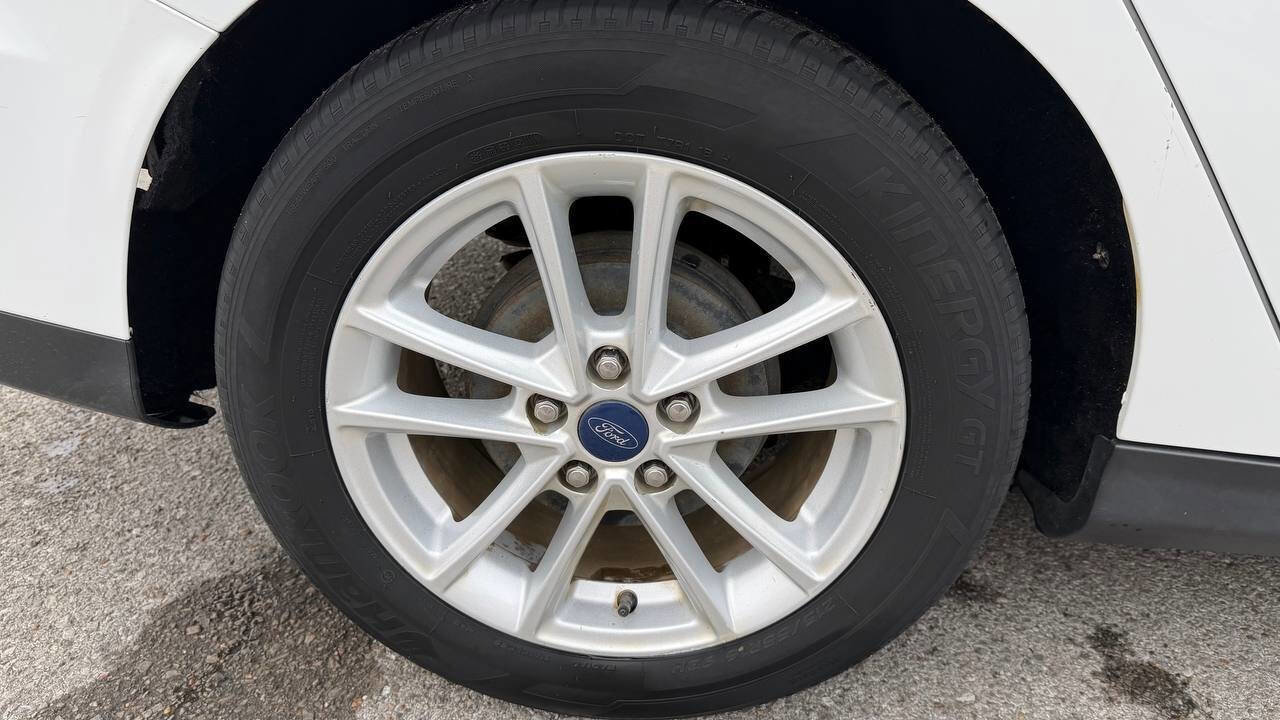 Used 2018 Ford Focus SE image 27