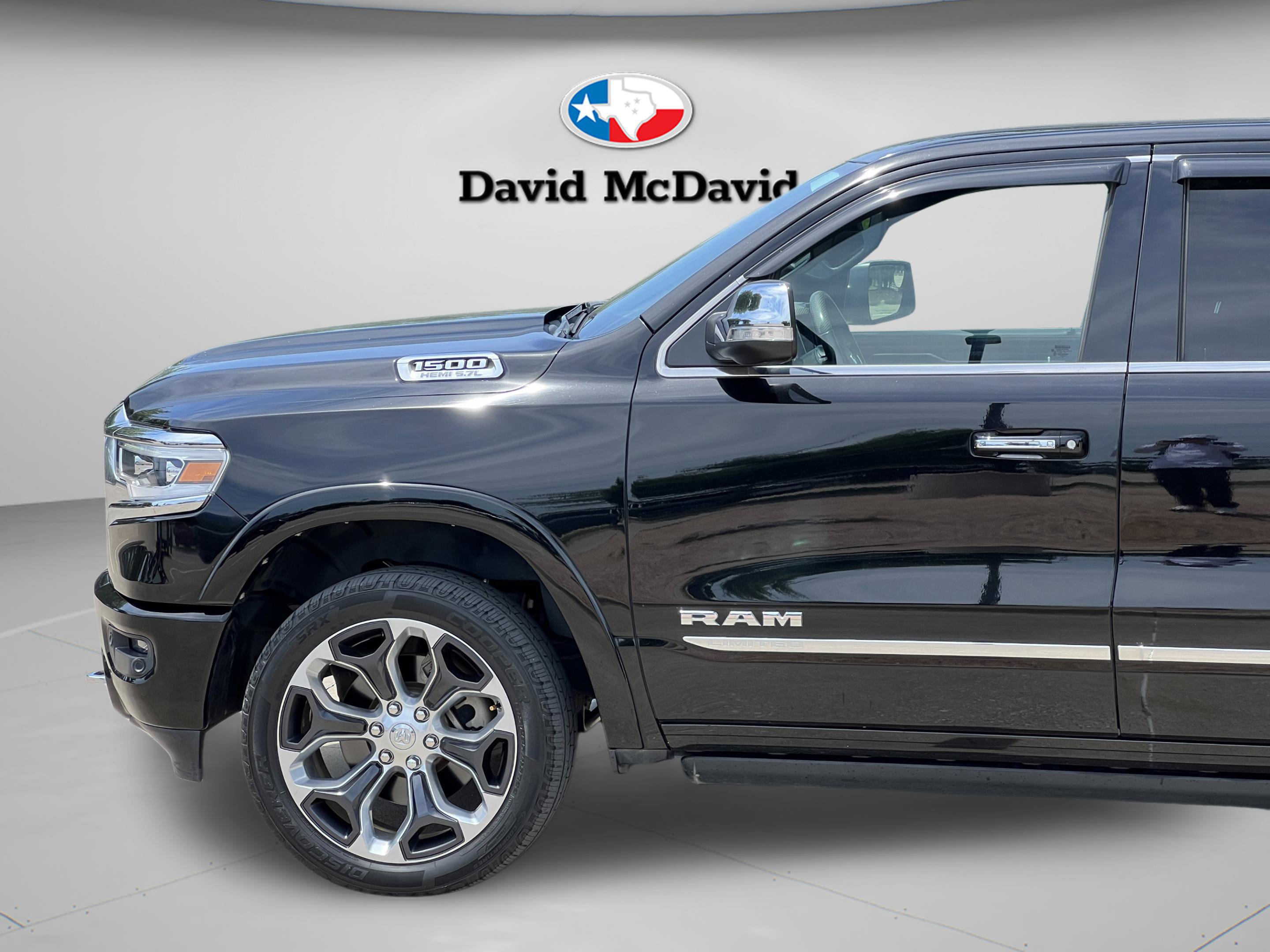 Used 2019 RAM 1500 Limited w/ Advanced Safety Group AWD/4WD image 30
