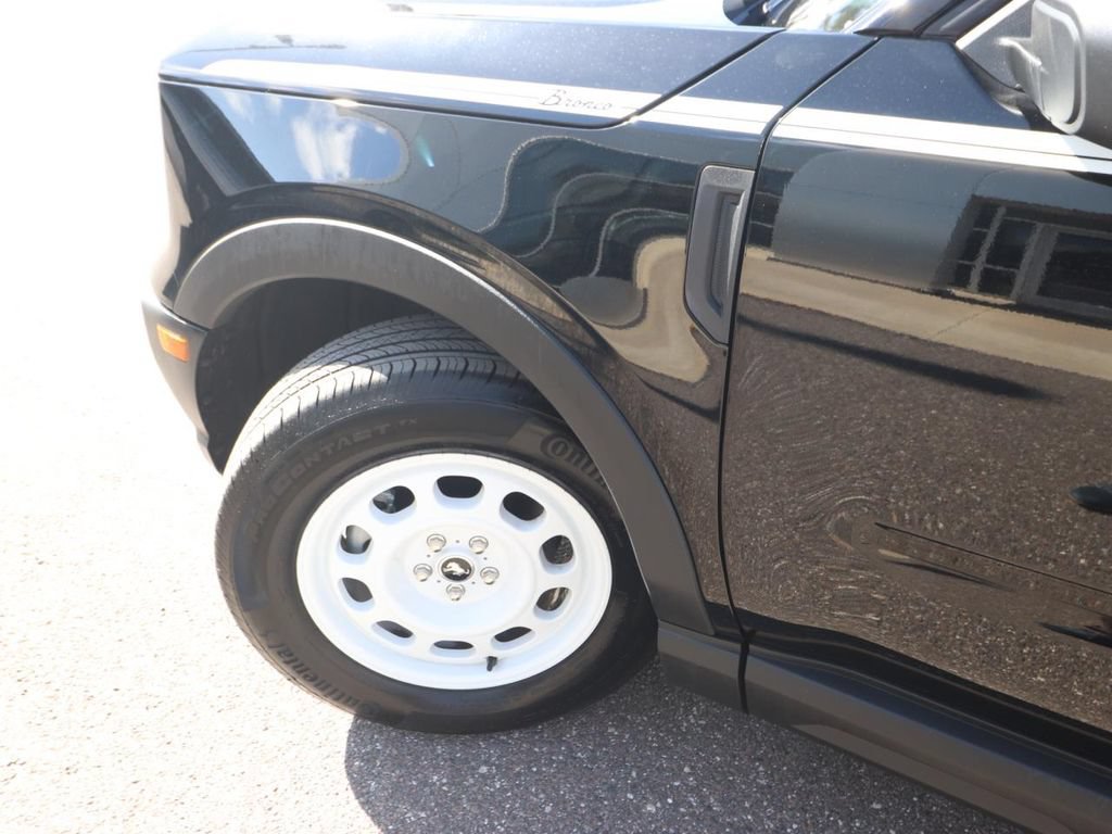 Certified 2025 Ford Bronco Sport Heritage w/ Convenience Package AWD/4WD image 3