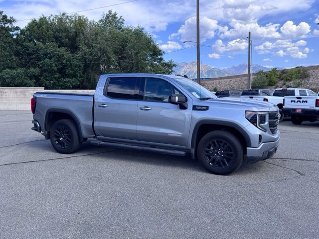 Used 2024 GMC Sierra 1500 Elevation w/ Elevation Premium Package AWD/4WD image 8