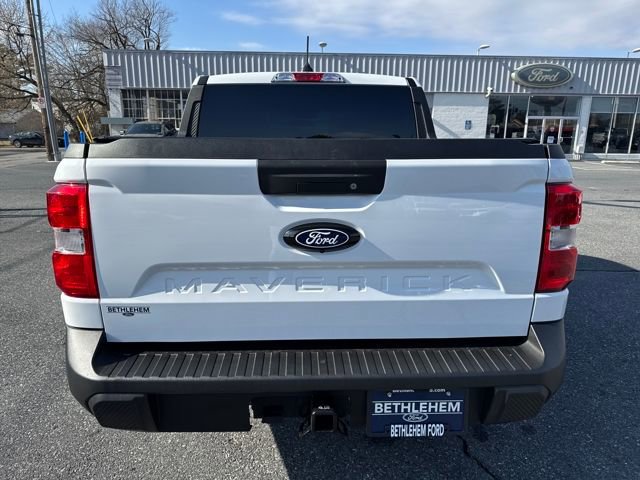 Used 2025 Ford Maverick XL image 4