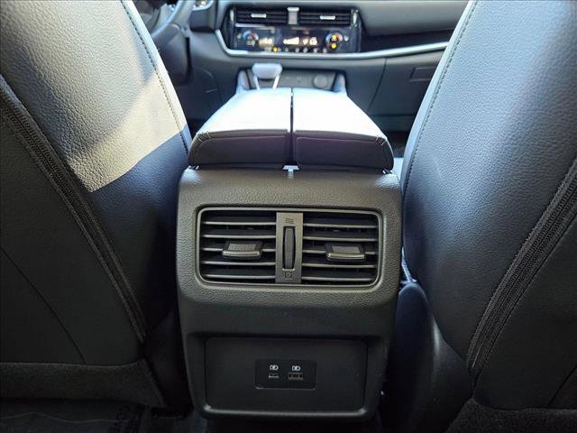Used 2023 Nissan Rogue SL image 24