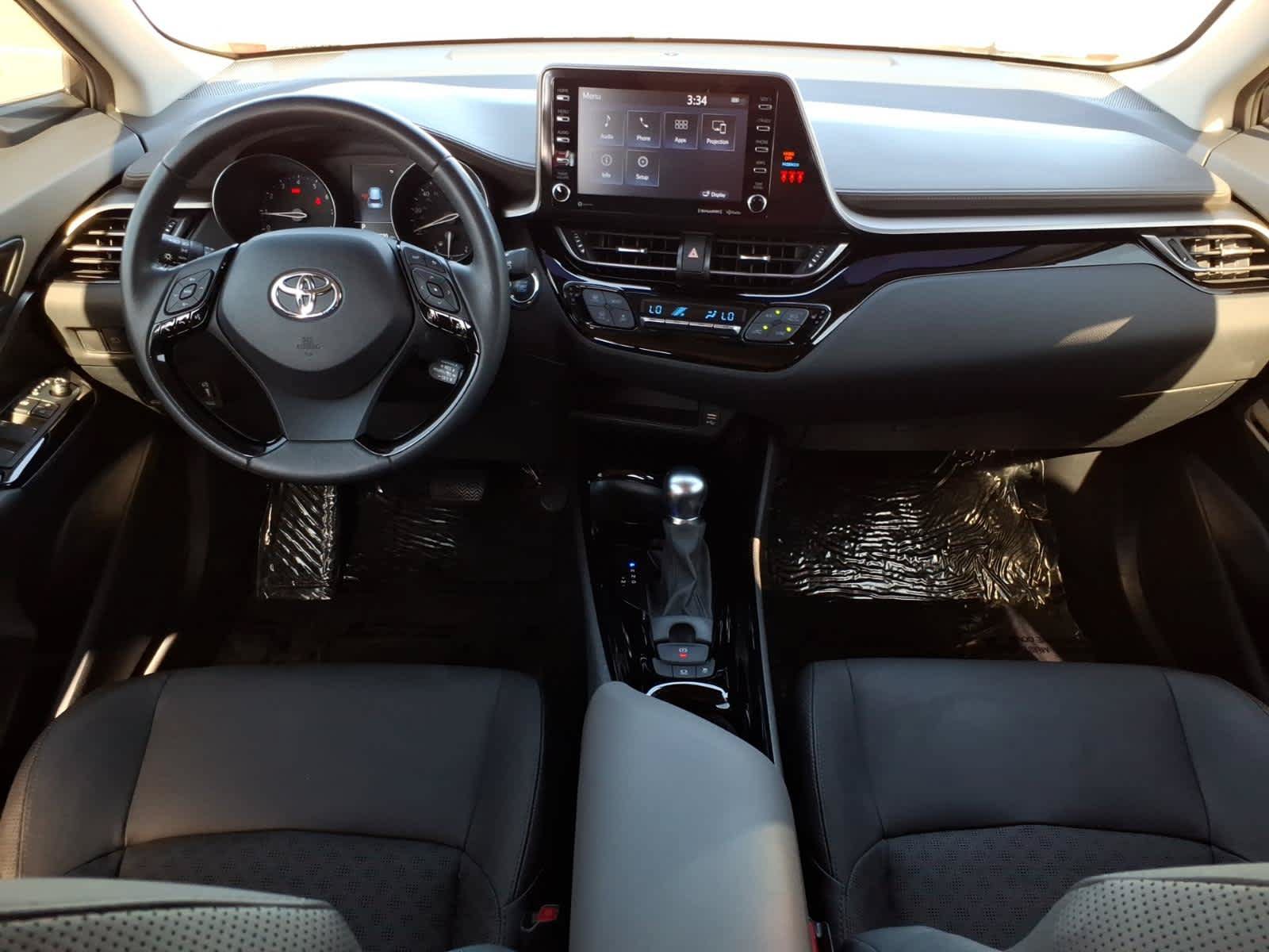 Used 2022 Toyota C-HR Limited FWD image 27