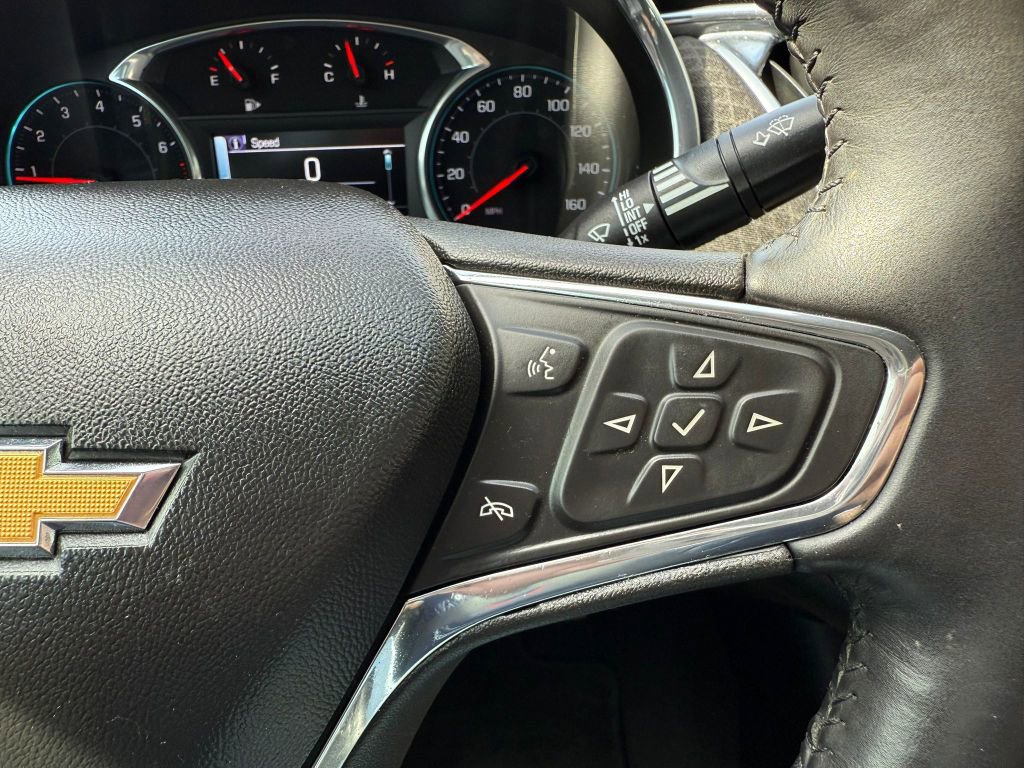 Used 2017 Chevrolet Malibu LT image 27