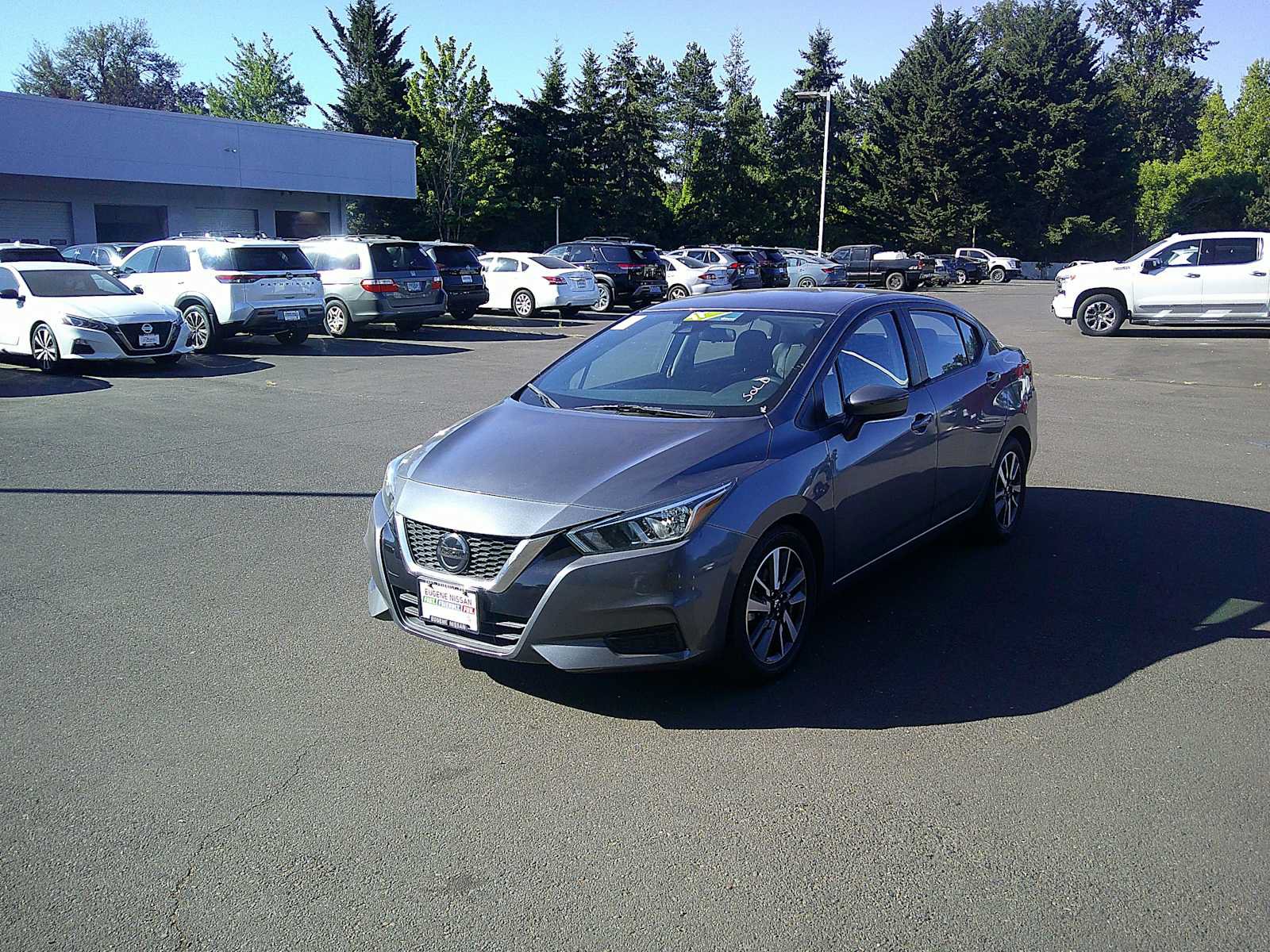 Used 2021 Nissan Versa SV FWD image 1