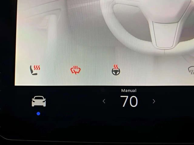 Used 2023 Tesla Model Y Performance image 44