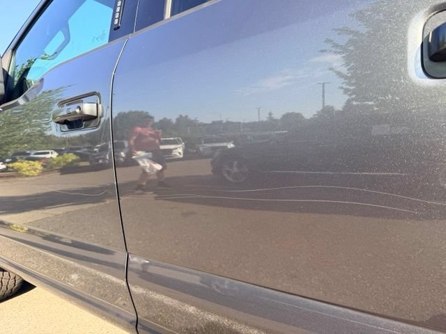 Used 2020 Ford F150 Lariat w/ Equipment Group 502A Luxury AWD/4WD image 6