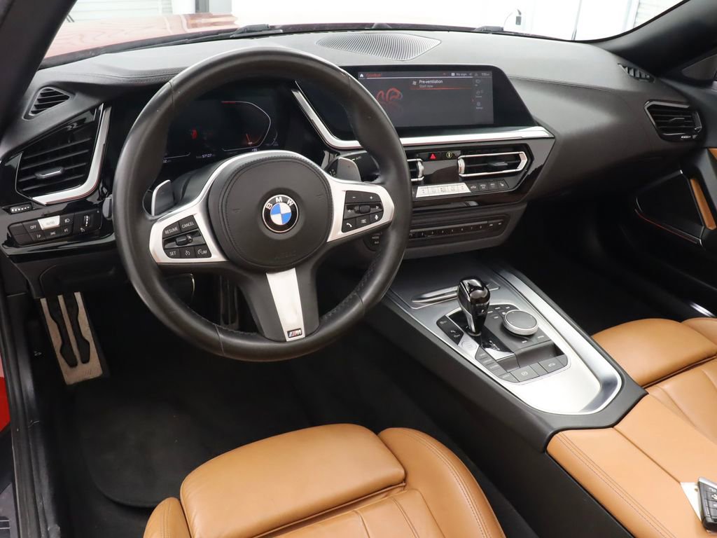 Used 2020 BMW Z4 sDrive30i w/ M Sport Package RWD image 15