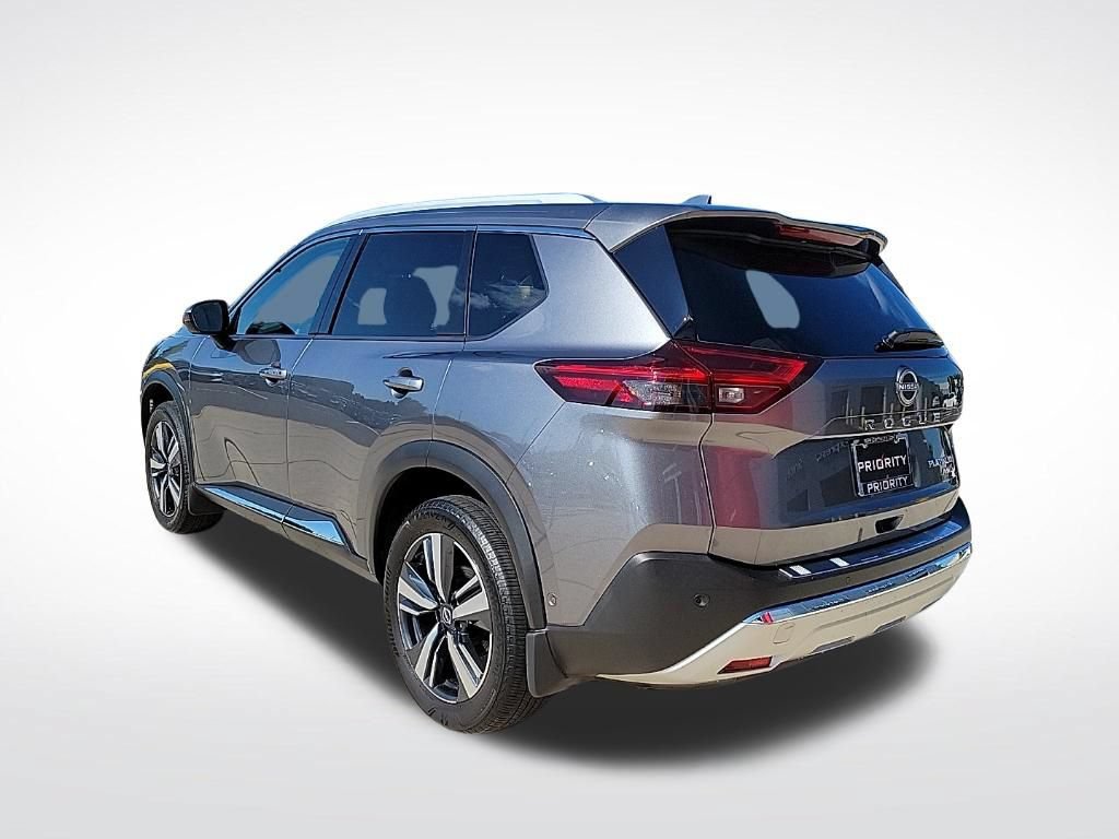 Used 2023 Nissan Rogue Platinum w/ Platinum Premium Package AWD/4WD image 3