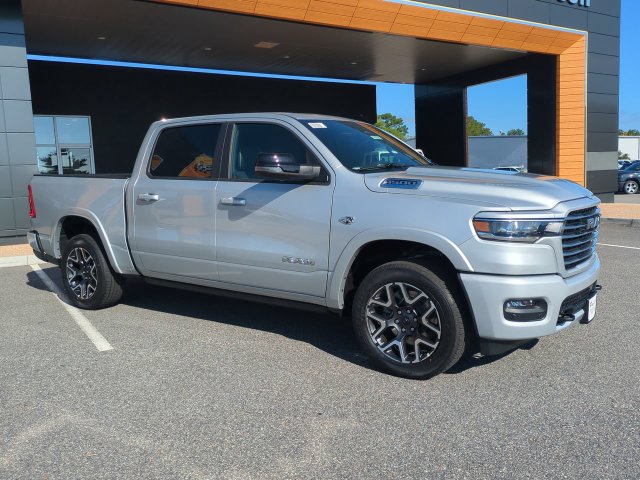New 2027 RAM 1500 Laramie w/ Laramie Preferred Package AWD/4WD image 2