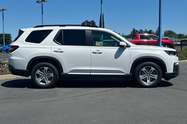 New 2026 Honda Pilot EX-L image 3