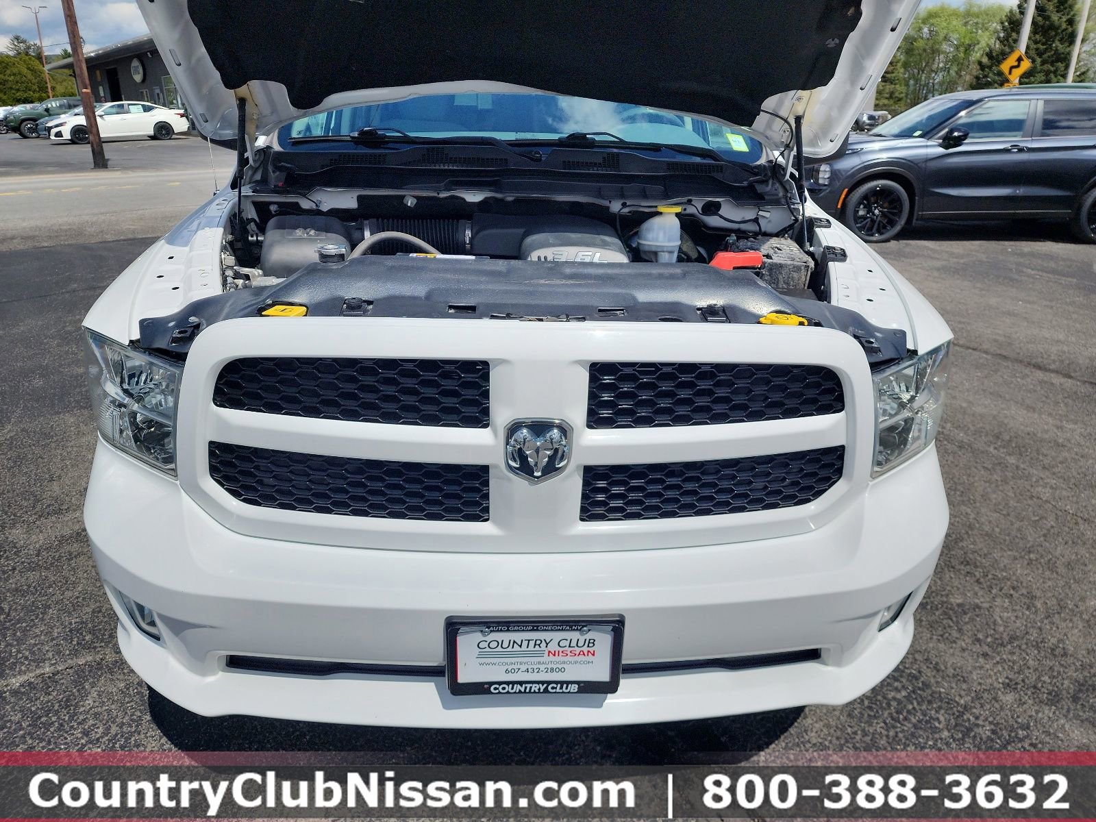 Used 2018 RAM 1500 Express AWD/4WD image 29