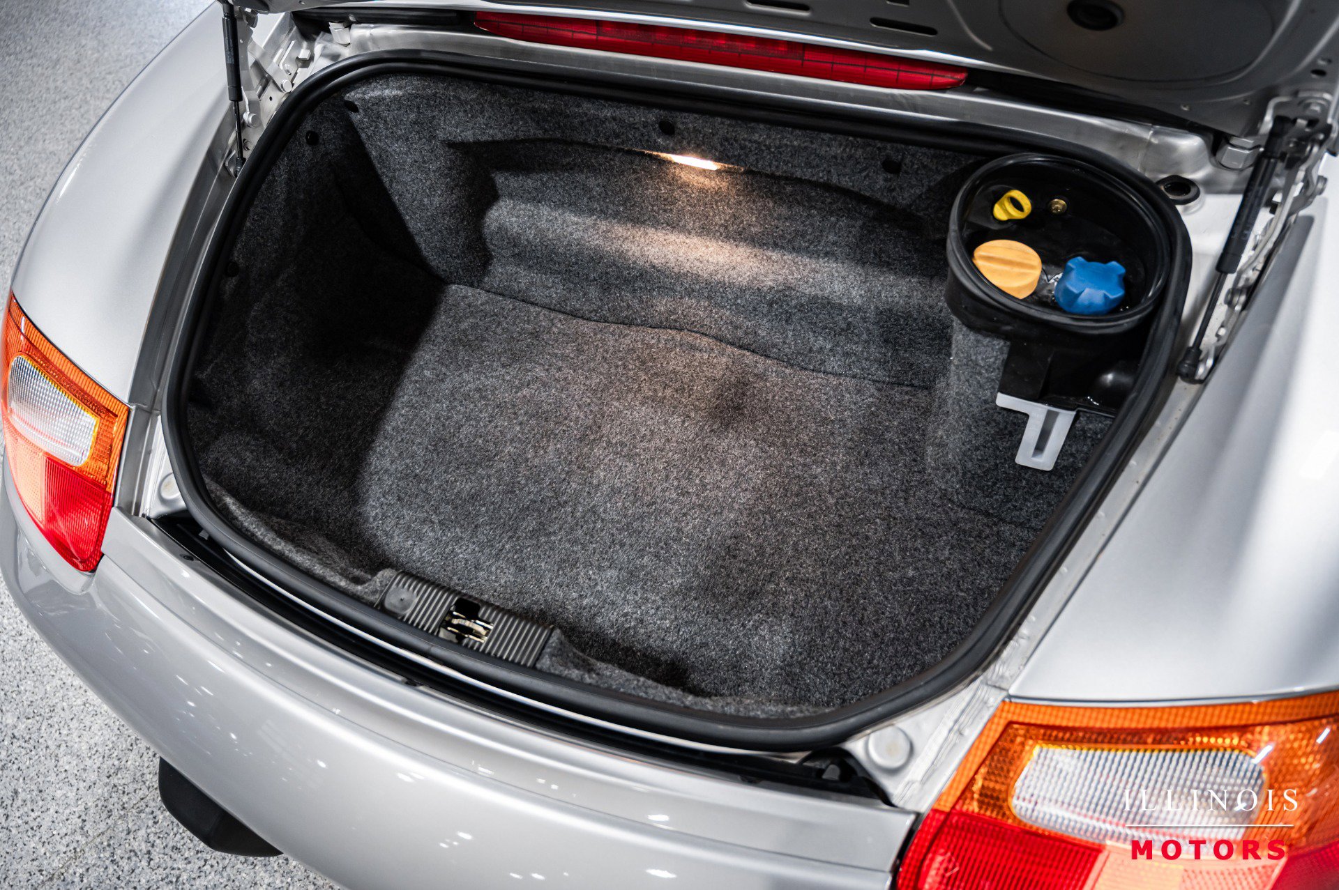 Used 1998 Porsche Boxster image 25