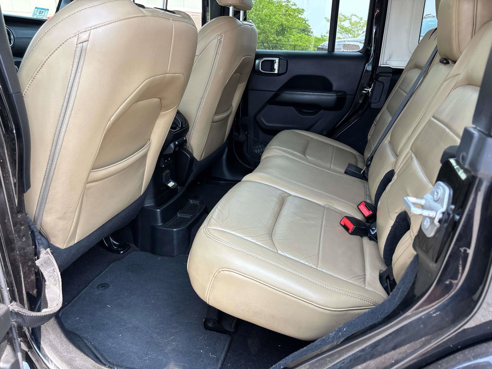 Certified 2018 Jeep Wrangler Unlimited Sahara w/ Dual Top Group AWD/4WD image 7