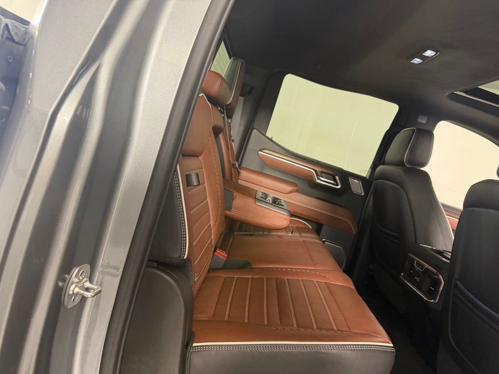 Used 2025 GMC Sierra 1500 Denali Ultimate AWD/4WD image 37