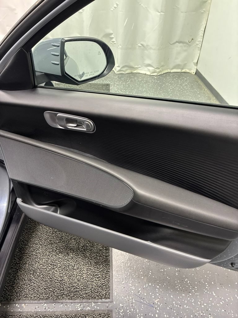 Used 2024 Hyundai Ioniq 6 SE AWD/4WD image 31