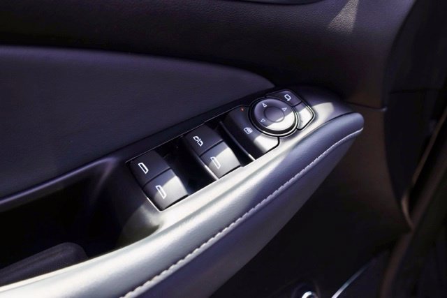 Used 2023 Buick Enclave Essence w/ Experience Buick Package FWD image 25