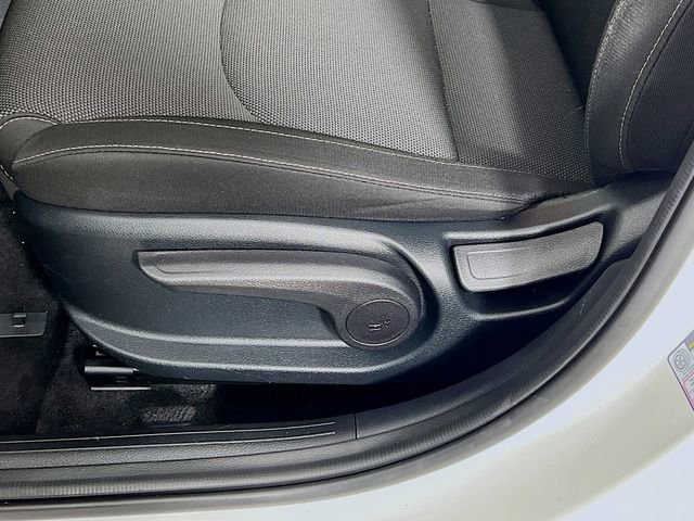 Used 2024 Kia Forte LXS image 11