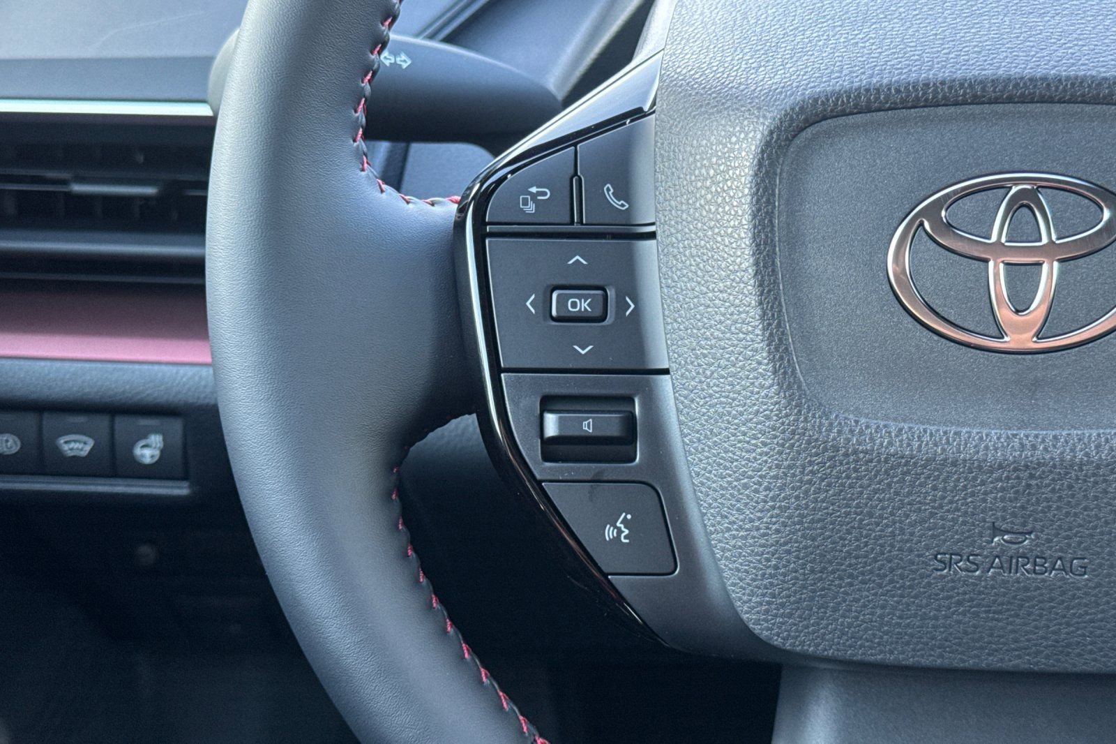 New 2026 Toyota Prius Plug-In Hybrid image 26