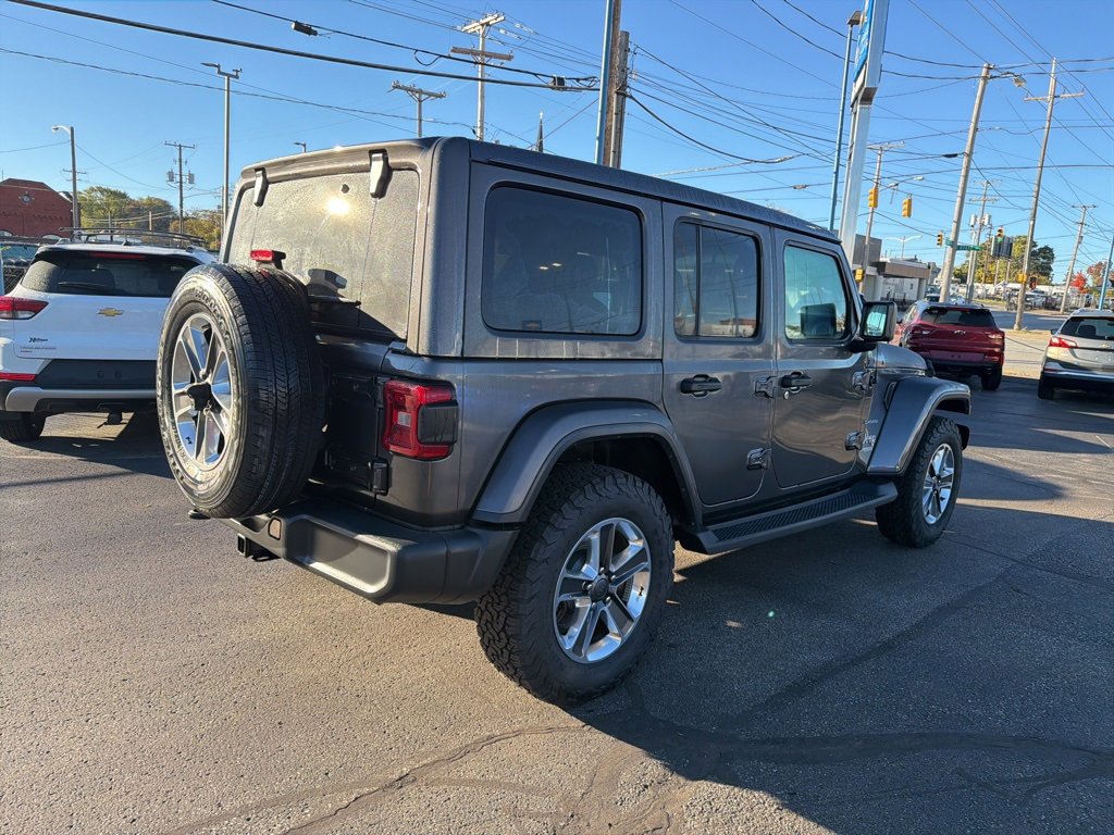 Used 2018 Jeep Wrangler Unlimited Sahara image 7
