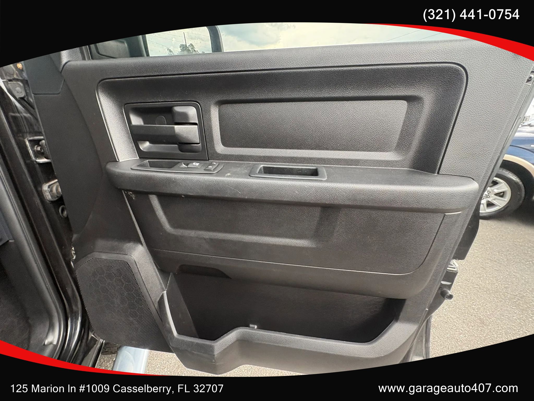 Used 2017 RAM 2500 Tradesman w/ Chrome Appearance Group AWD/4WD image 40