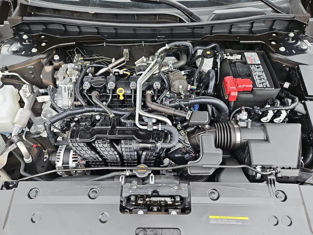 Used 2025 Nissan Altima 2.5 SV FWD image 35
