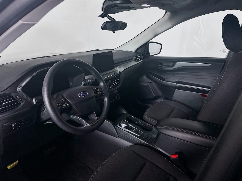 Used 2025 Ford Escape Active image 27