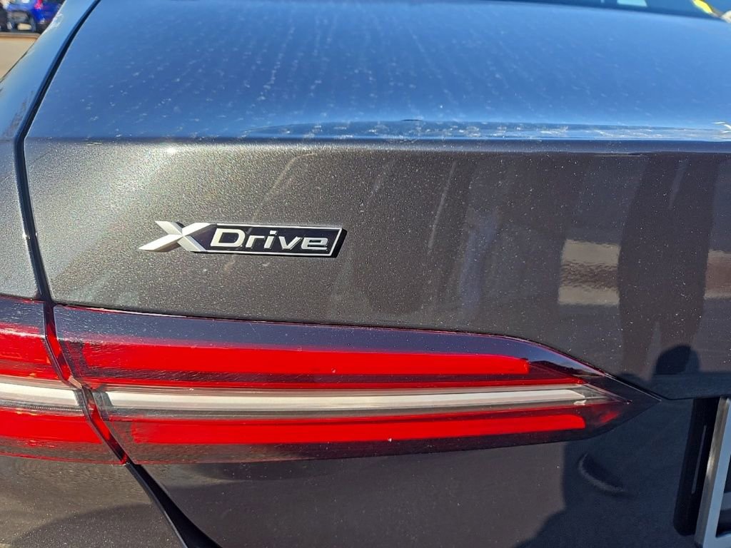 Used 2024 BMW 530i xDrive w/ Premium Package image 18