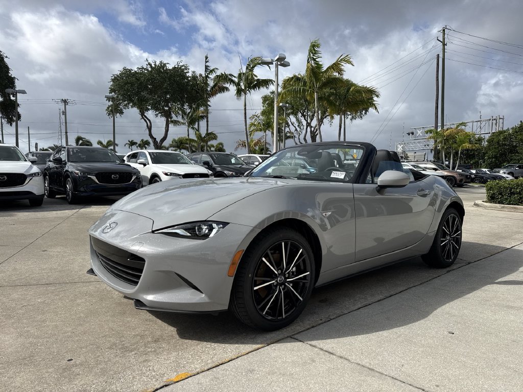 New 2026 MAZDA MX-5 Miata Grand Touring RWD image 28