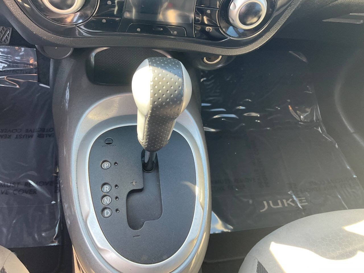 Used 2014 Nissan Juke SV FWD image 17