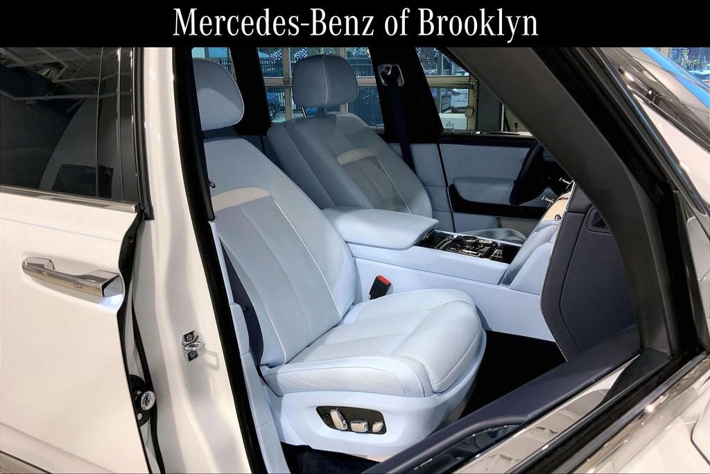 Used 2022 Rolls-Royce Cullinan w/ Cullinan Package AWD/4WD image 8