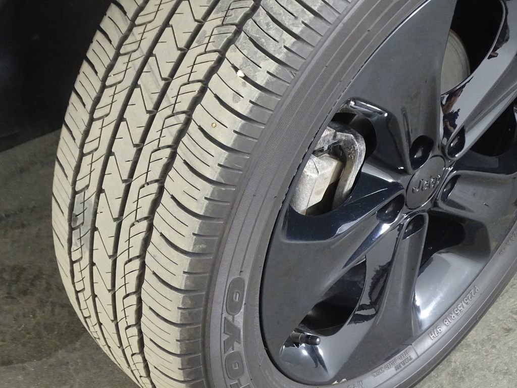 Used 2021 Jeep Compass Latitude w/ Sun and Sound Group image 45