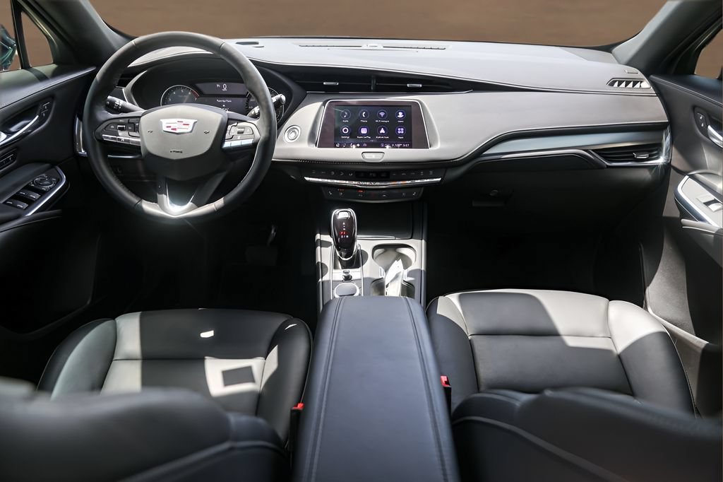 Certified 2023 Cadillac XT4 Premium Luxury FWD image 25