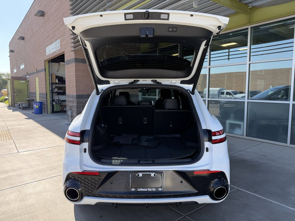 Used 2025 Genesis GV70 2.5T w/ Sport Prestige Package image 38